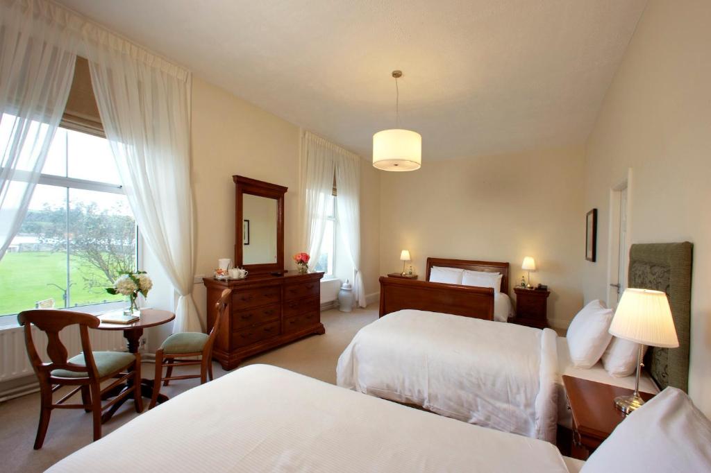 Walter Raleigh Hotel photo