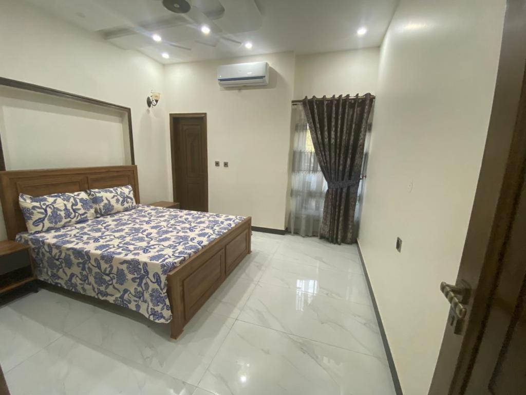 Brand new 3 bedrooms furnished, Upper floor photo