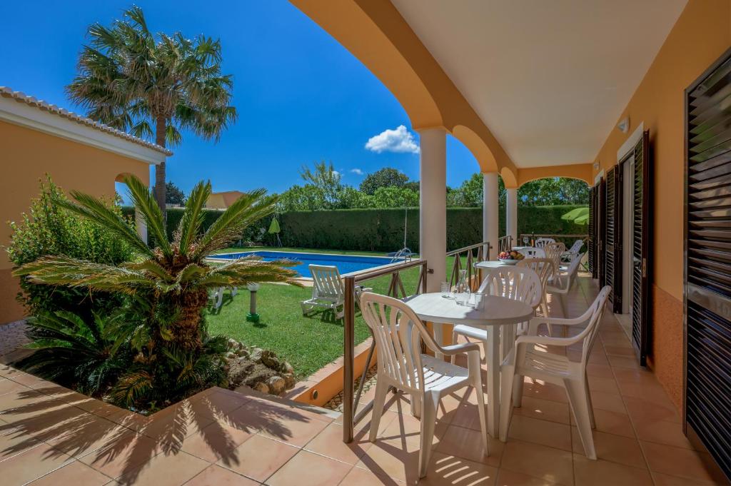 Balcony/terrace, Canavial I & II Apartamentos in Lagos