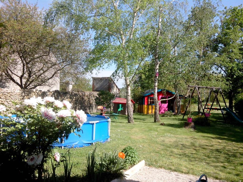 LES HIRONDELLES photo