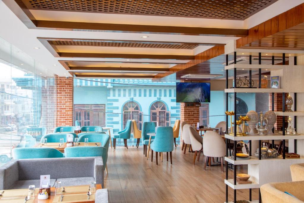 Restaurant, Dream International Hotel in Butwal