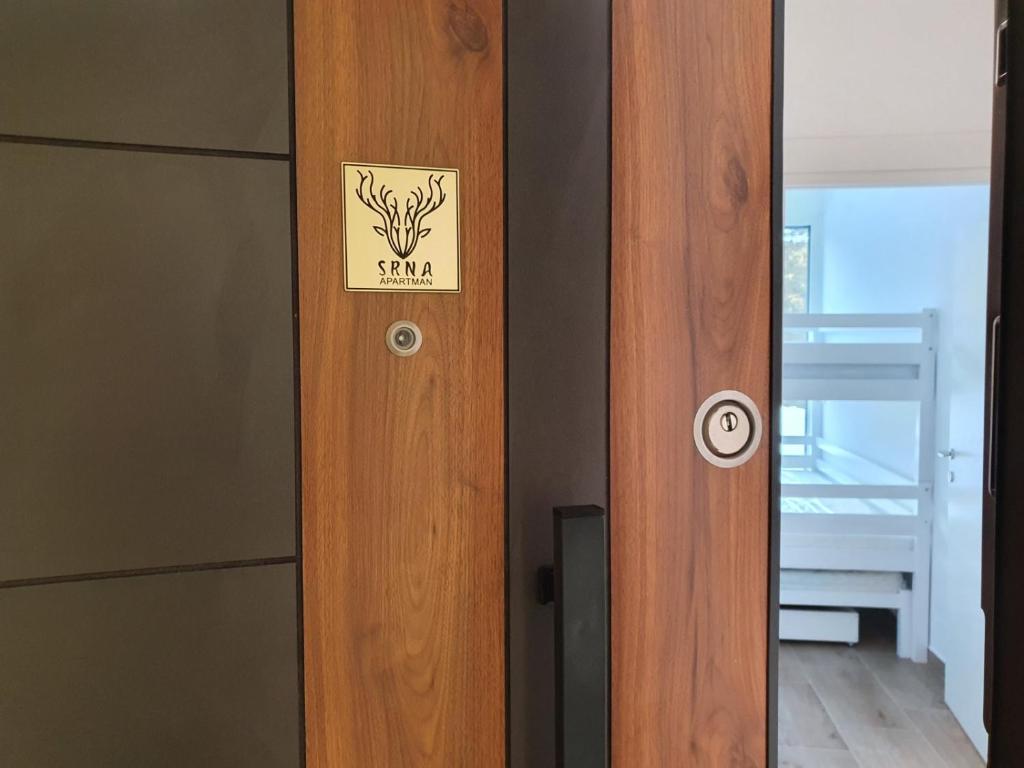 Apartman SRNA, Vila JEZERO - 5