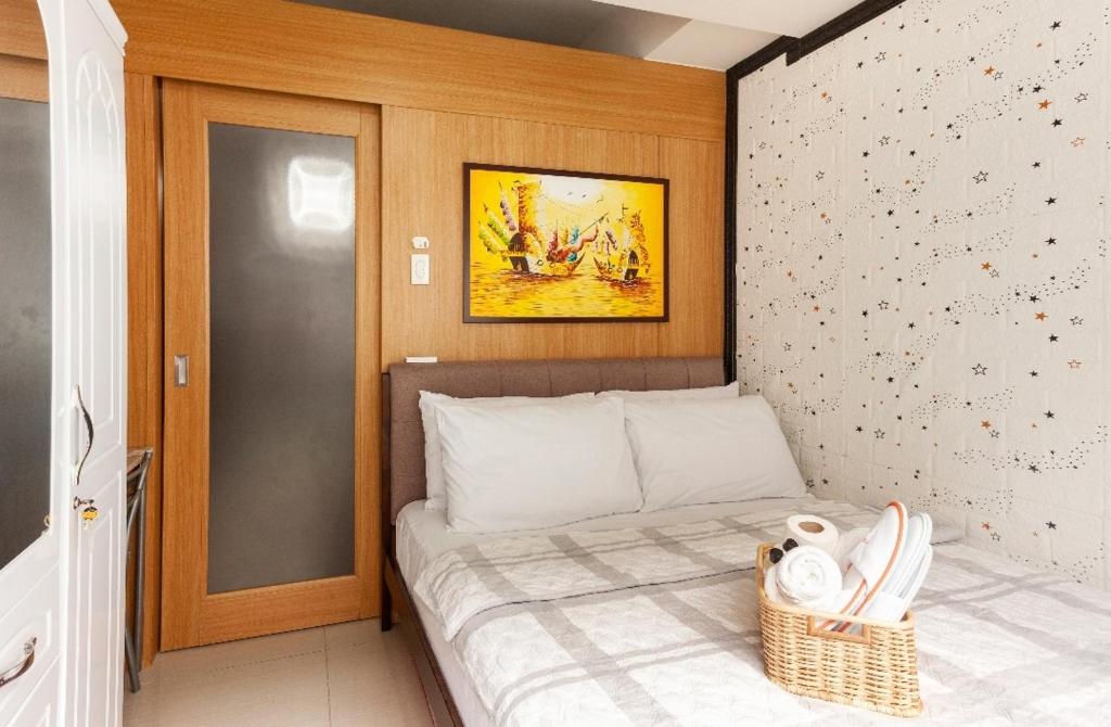 235A Shell Residences Condominium — Hotel in Manila
