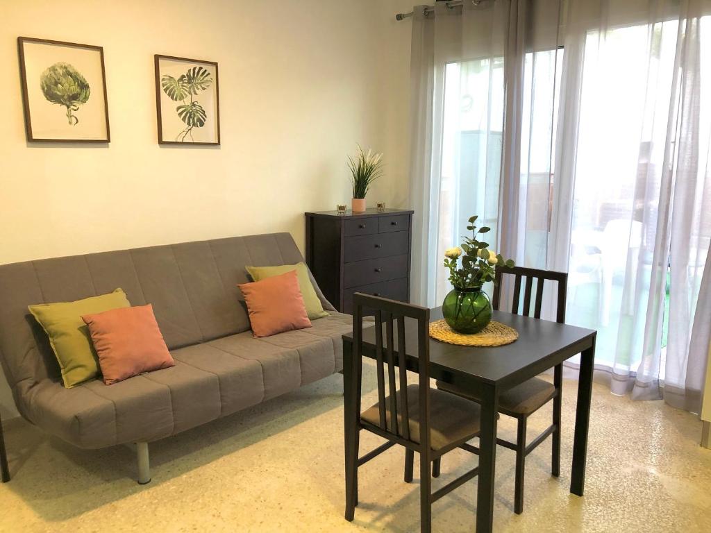 Apartamento con piscina en Ciudad Jardín - 2