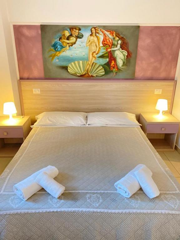 Nice Residence — Hotel in Florence
