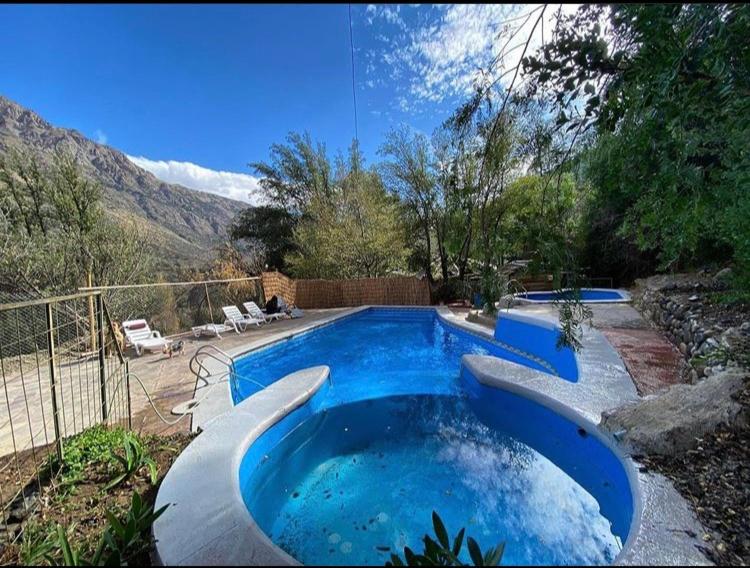 Lodge el Chilcal Cabanas con vista al rio photo