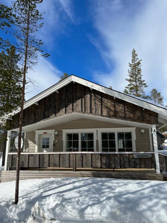 Villa Haukka — Hotel in Inari