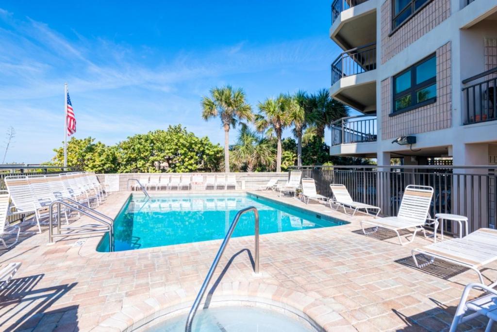 Gulf Strand Resort photo