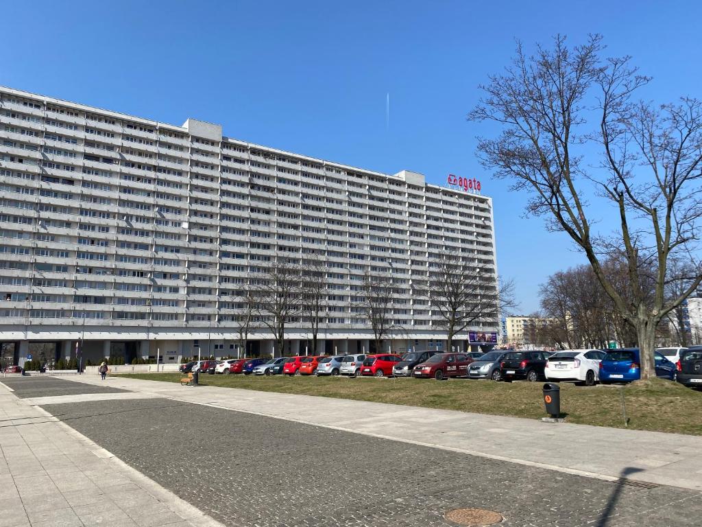 Aparthotel Superjednostka Katowice — Hotel in Katowice