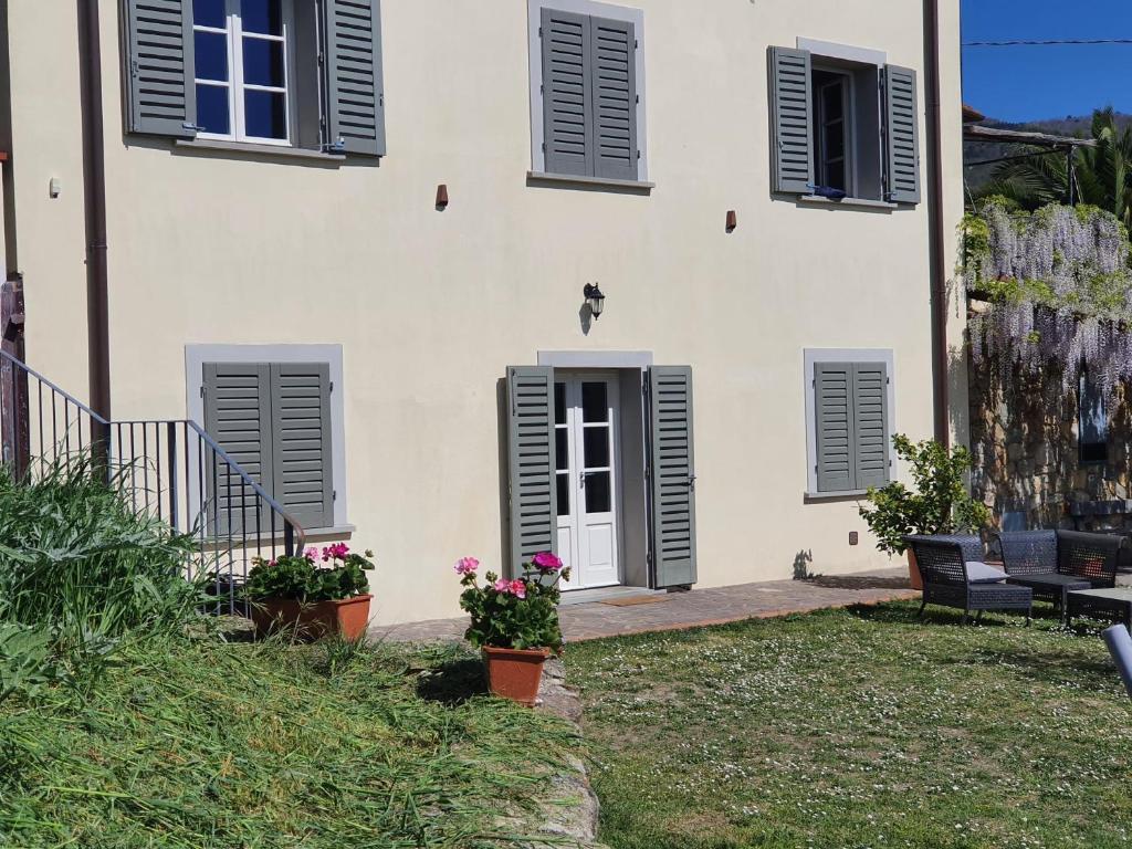 Bilocale con giardino alle porte di Firenze photo