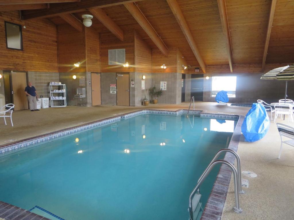AmericInn by Wyndham Worthington photo
