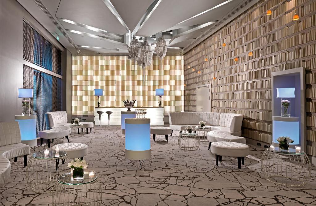 Tárgyalóterem/bálterem