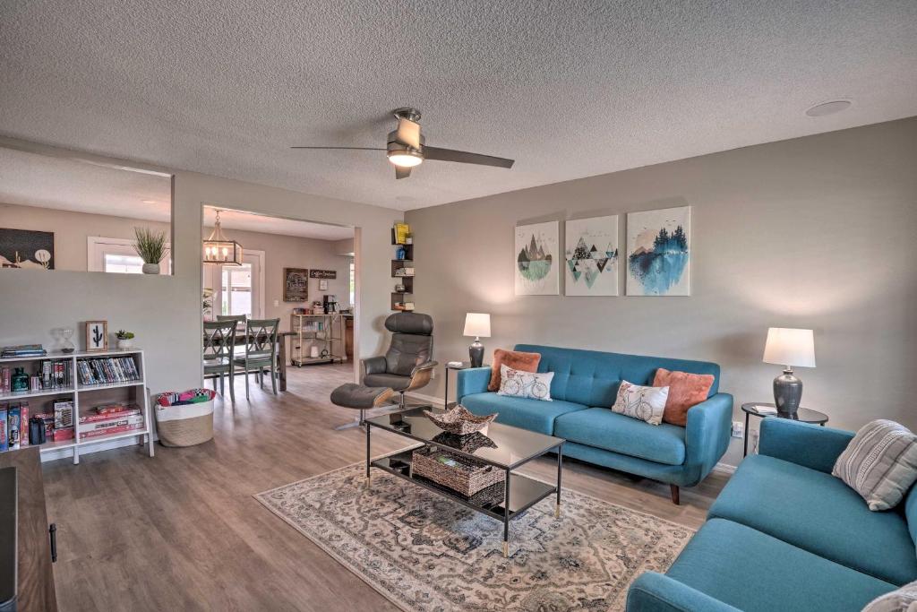 Private Pool and Playground Phoenix Family Home!, Phoenix