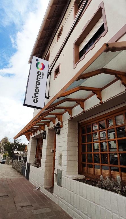 Cinerama Hostel — Hotel in San Carlos de Bariloche