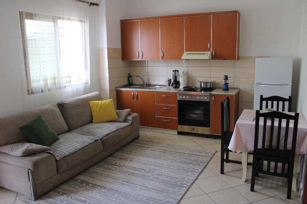 Bledi's Cozy Apartment 2 in New Blvd — Hotel in Tirana