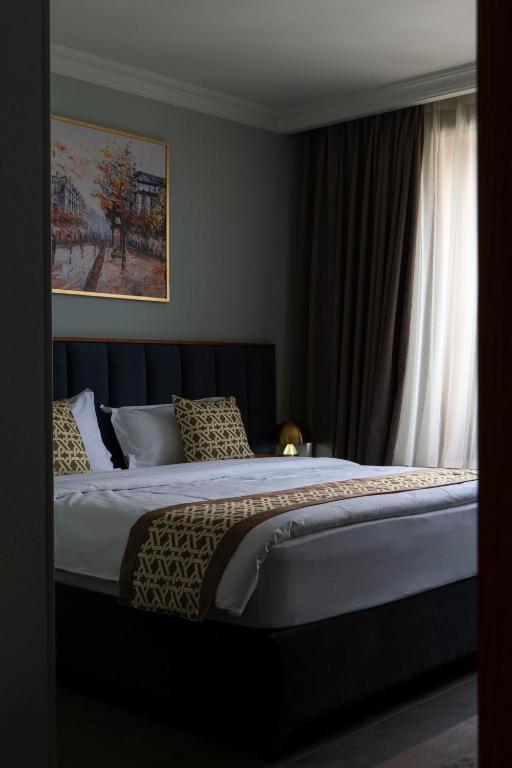 Grand Opera Hotel photo
