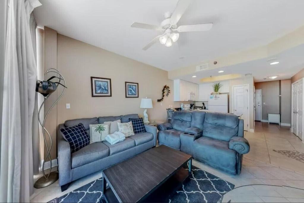 Lighthouse Unit 402, Gulf Shores