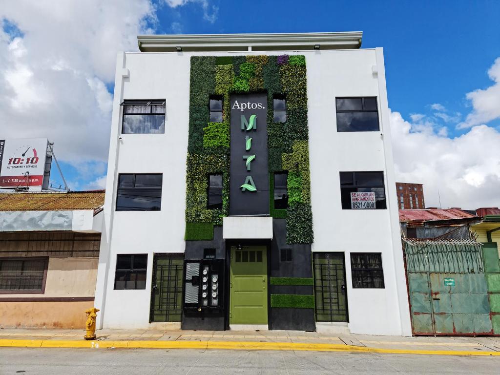 Fully-equipped 2-bedroom apartment in San Jose photo