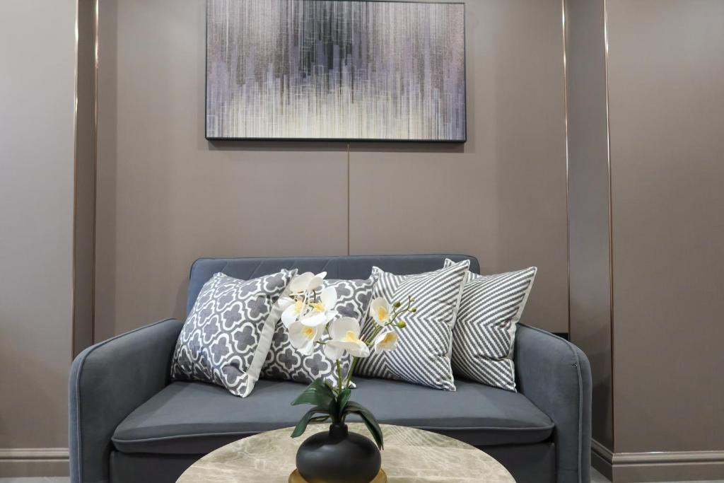 Recharge Residences Studio Apartment & Suites