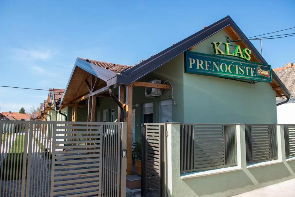 Zlatni Klas，位于兹雷尼亚宁的酒店