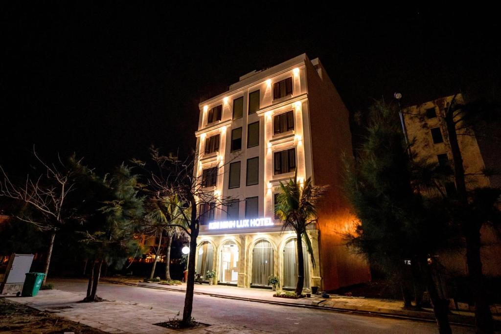 KIMMINHLUX HOTEL photo
