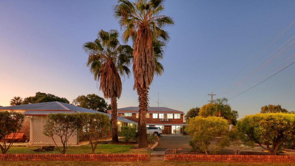 Bryants Motel Roma photo