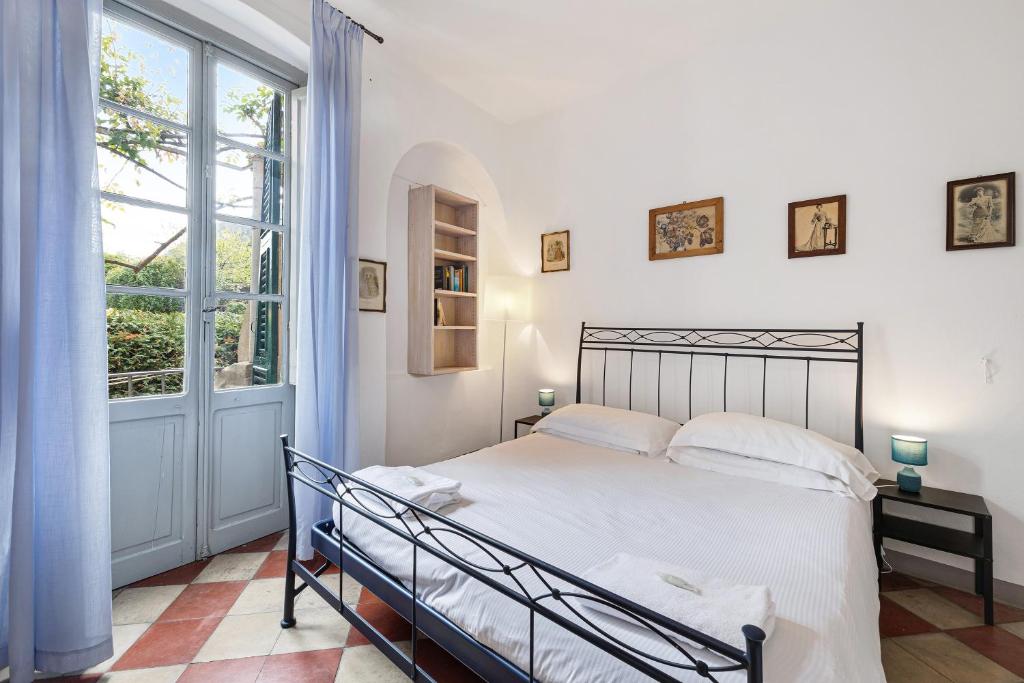 Monolocale Isotta, Finale Ligure