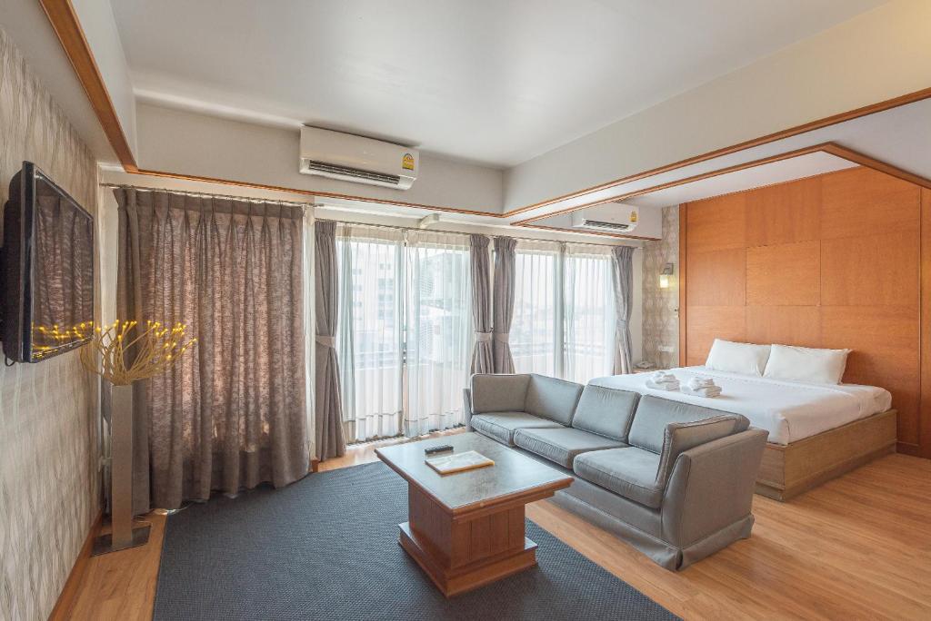 ノンタブリー パレス ホテル (Nonthaburi Palace Hotel)