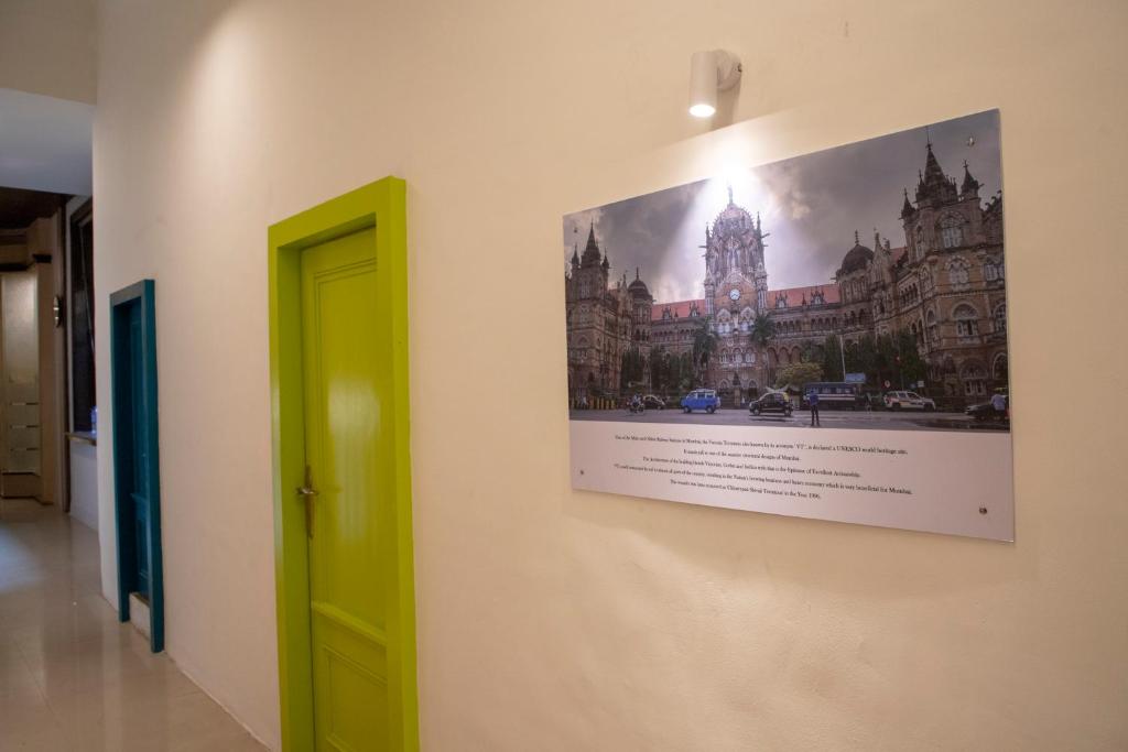 Empire Royale Hotel photo