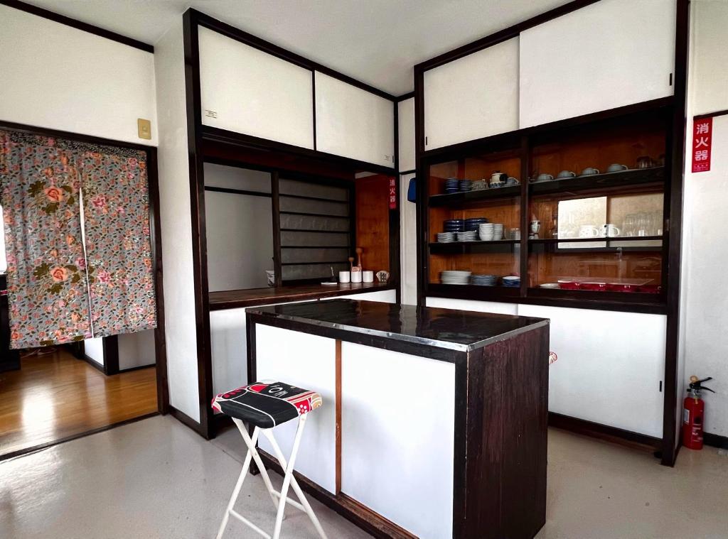 Guesthouse tabi-tabi - walk to Ohama Beach - Max 12 ppl photo