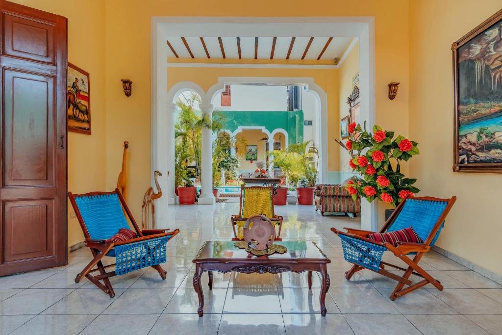 Hotel Santa Maria Merida photo