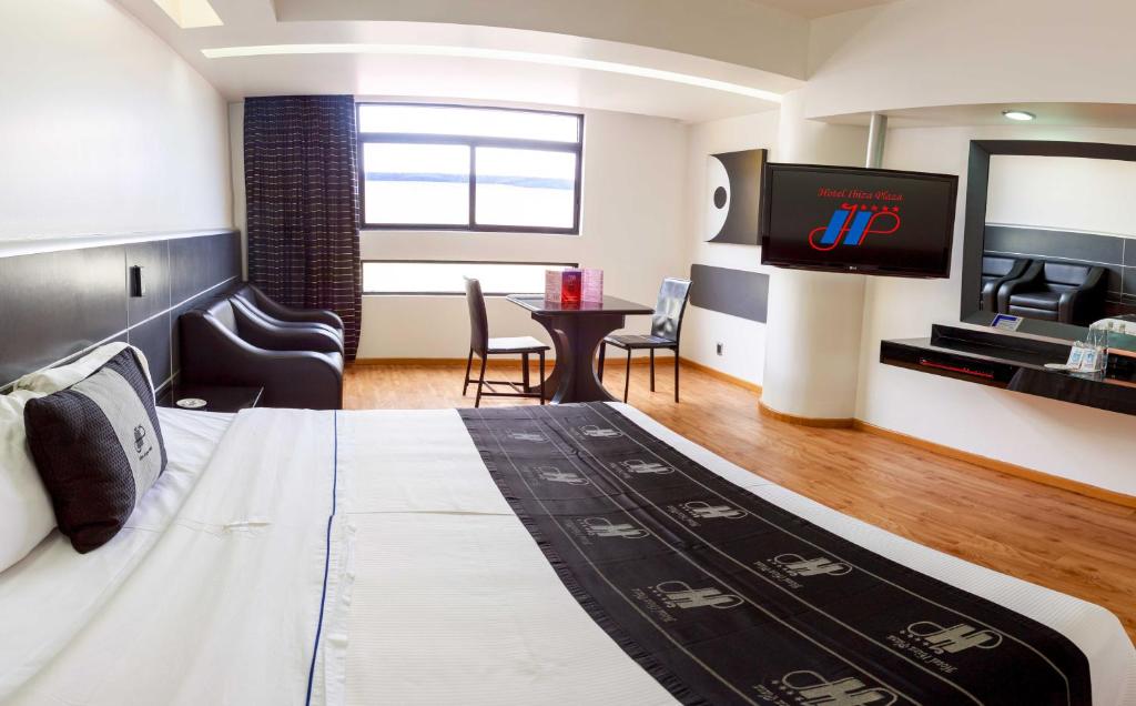 Hotel Ibiza Plaza - 4