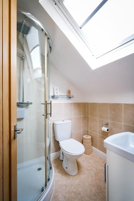 Glen Wynne - FREE off-site Health Club access with Pool, Sauna, Steam Room & Gym photo