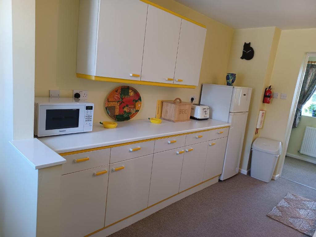 Magpie Cottage, Brewham photo 4