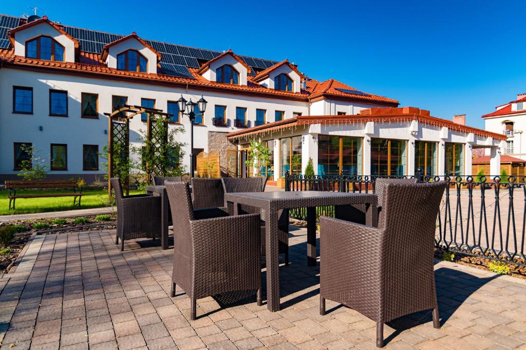 Villa Astra - Apartments & Restaurant photo