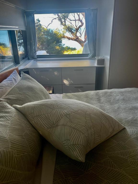 Beachside Taroona with Spa photo