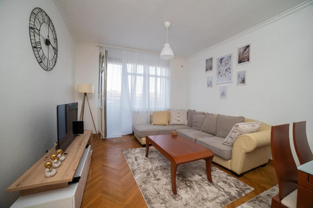 Apartman Dobro