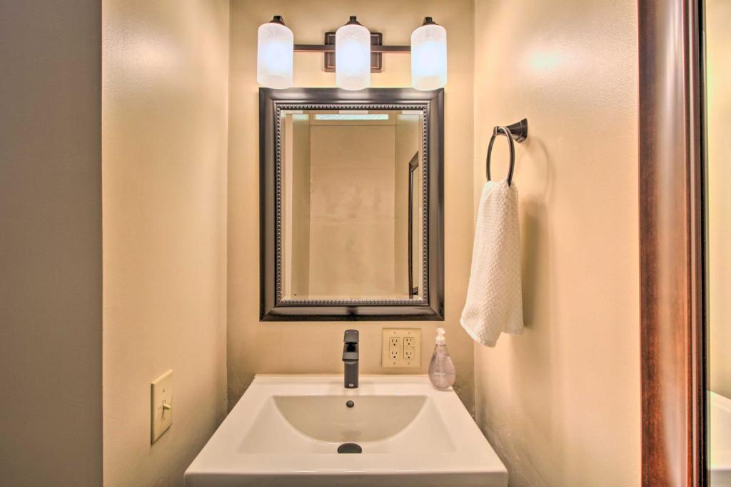 Apartment with Historic Downtown Bisbee Views! photo