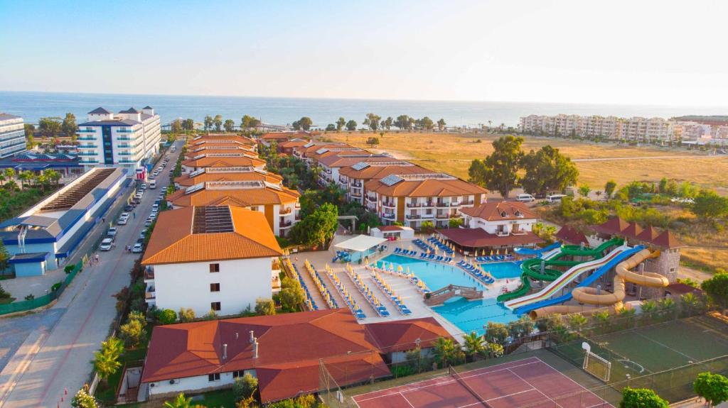 Eftalia Holiday Village — Hotel in Alanya
