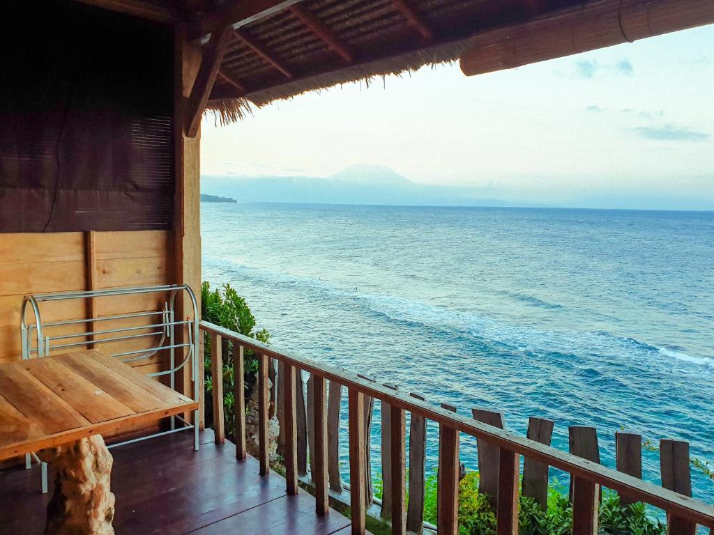 Malibu Huts photo
