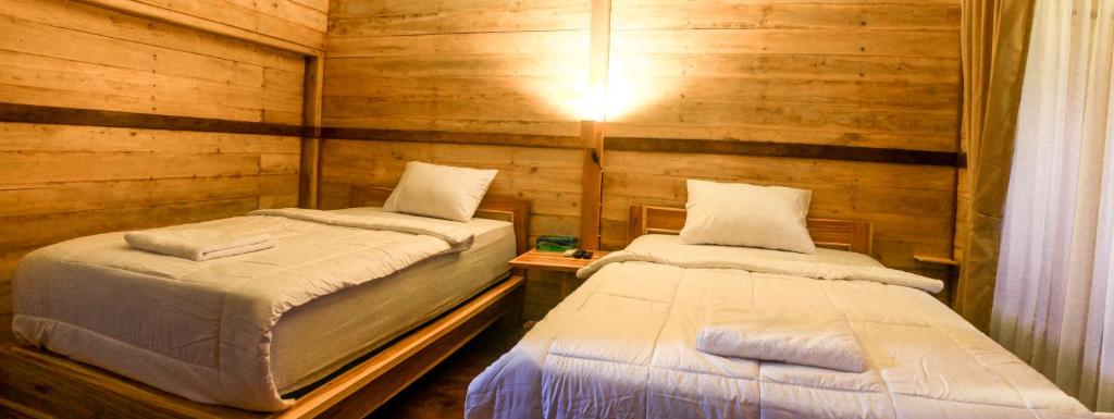 Malibu Huts photo