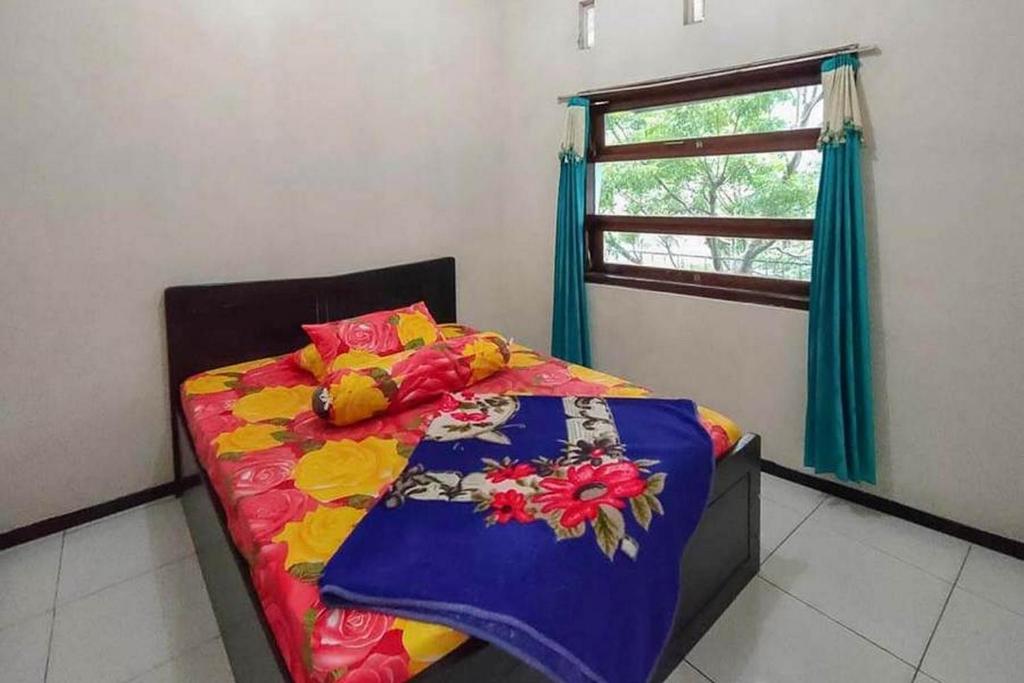 Villa Ghazani 4 at Desa Wisata Songgokerto photo