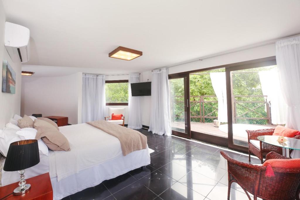 Exclusive Suite with Spa Bath