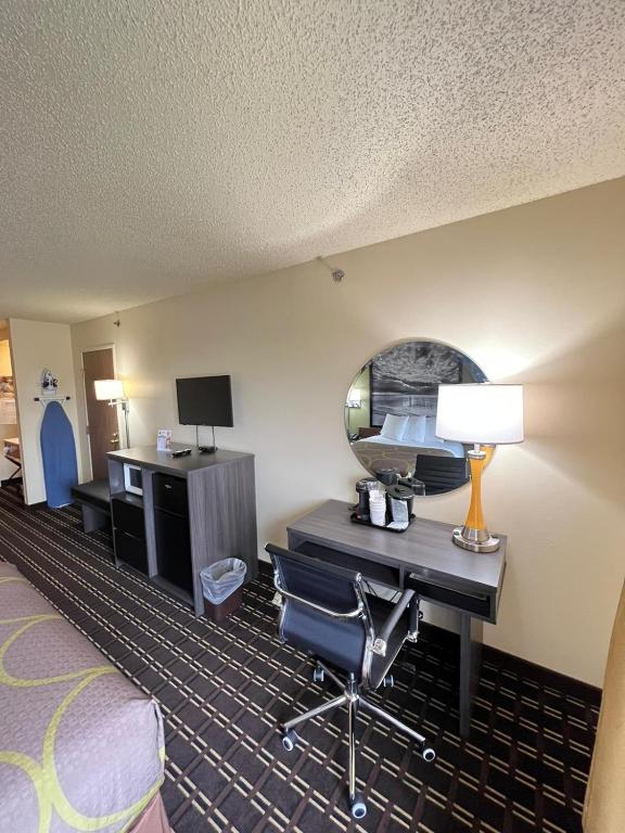 Super 8 By Wyndham Watertown Wi photo
