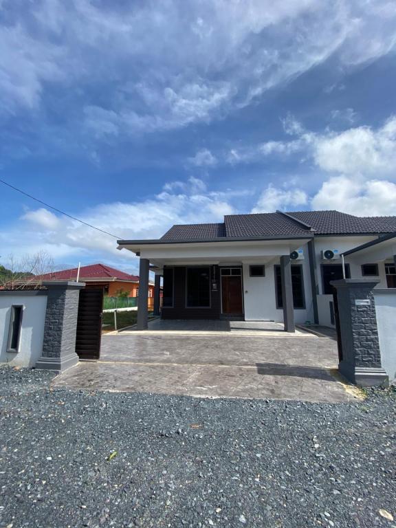 afza Homestay Paka A photo