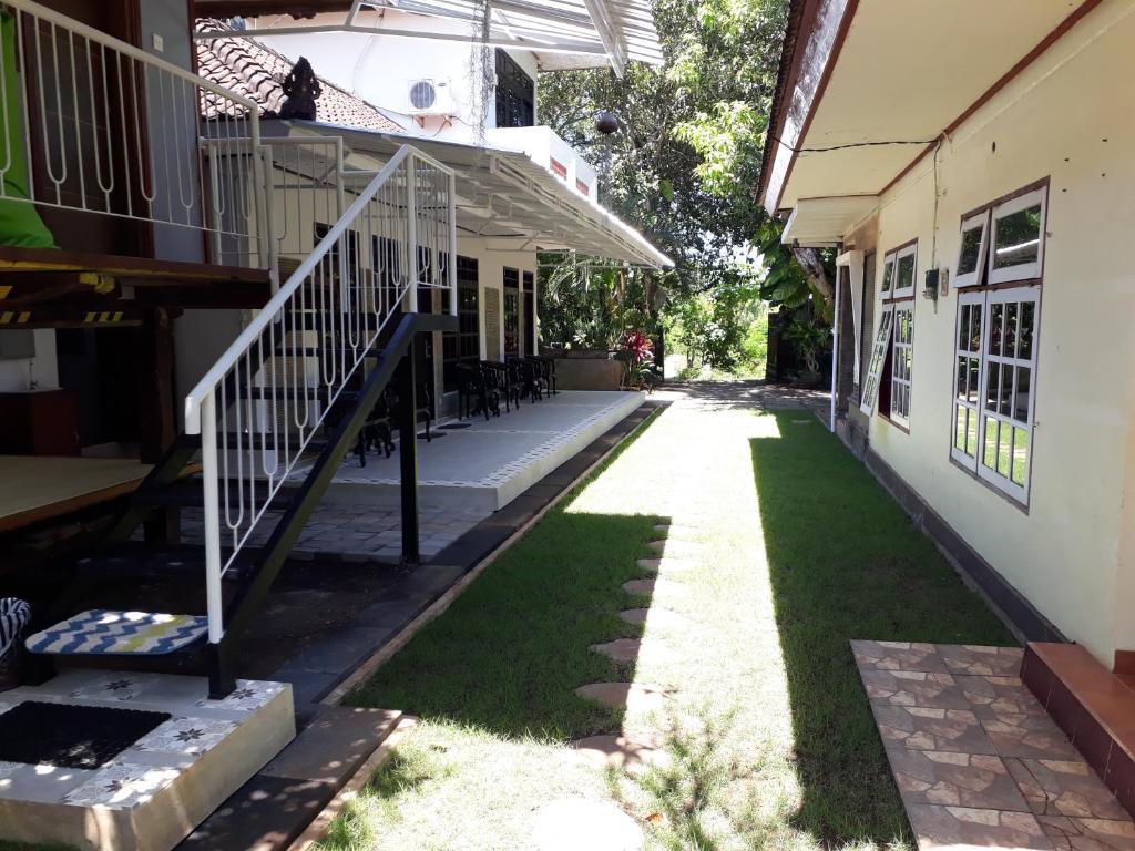 Manuh Guest House photo
