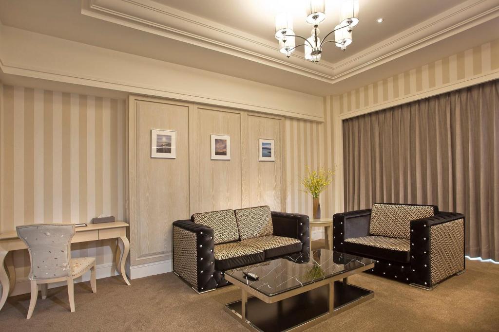 Facilities, Renyi Lake Hotel in Chiayi