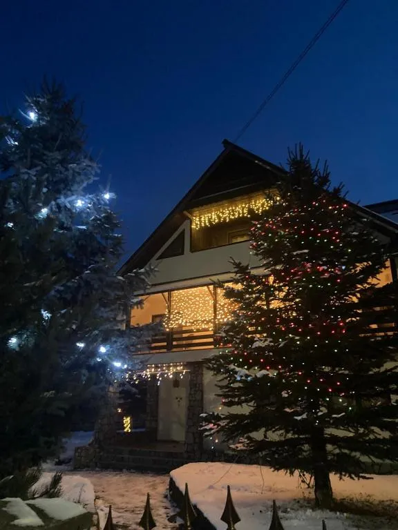 Casa Cris, hotel in Durau