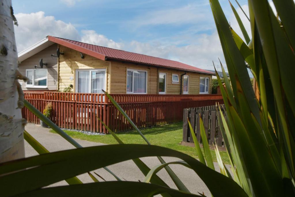 Eighth Avenue Chalet, Bridlington - pet-friendly stay