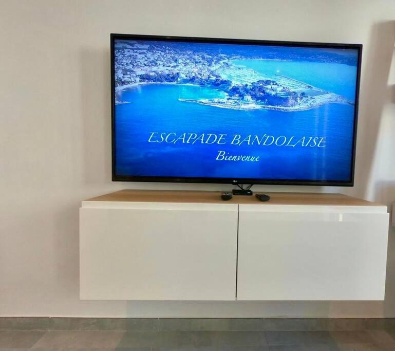 Escapade Bandolaise, 100 mètres de la plage - 5